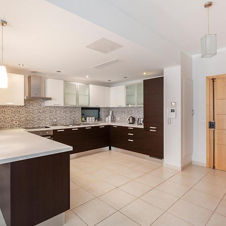Saint Julian'sPender Lux Complex - 3Br Unit With Private Parking By 360 Estatesアパートメント エクステリア 写真