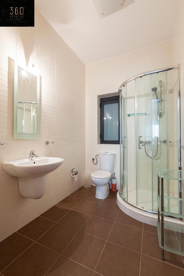 Saint Julian'sPender Lux Complex - 3Br Unit With Private Parking By 360 Estatesアパートメント エクステリア 写真