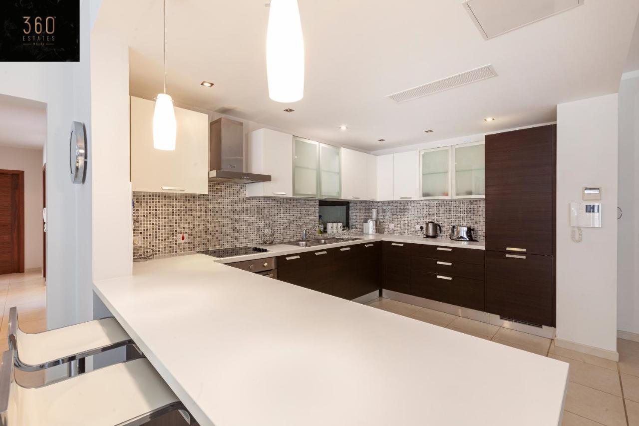 Saint Julian'sPender Lux Complex - 3Br Unit With Private Parking By 360 Estatesアパートメント エクステリア 写真